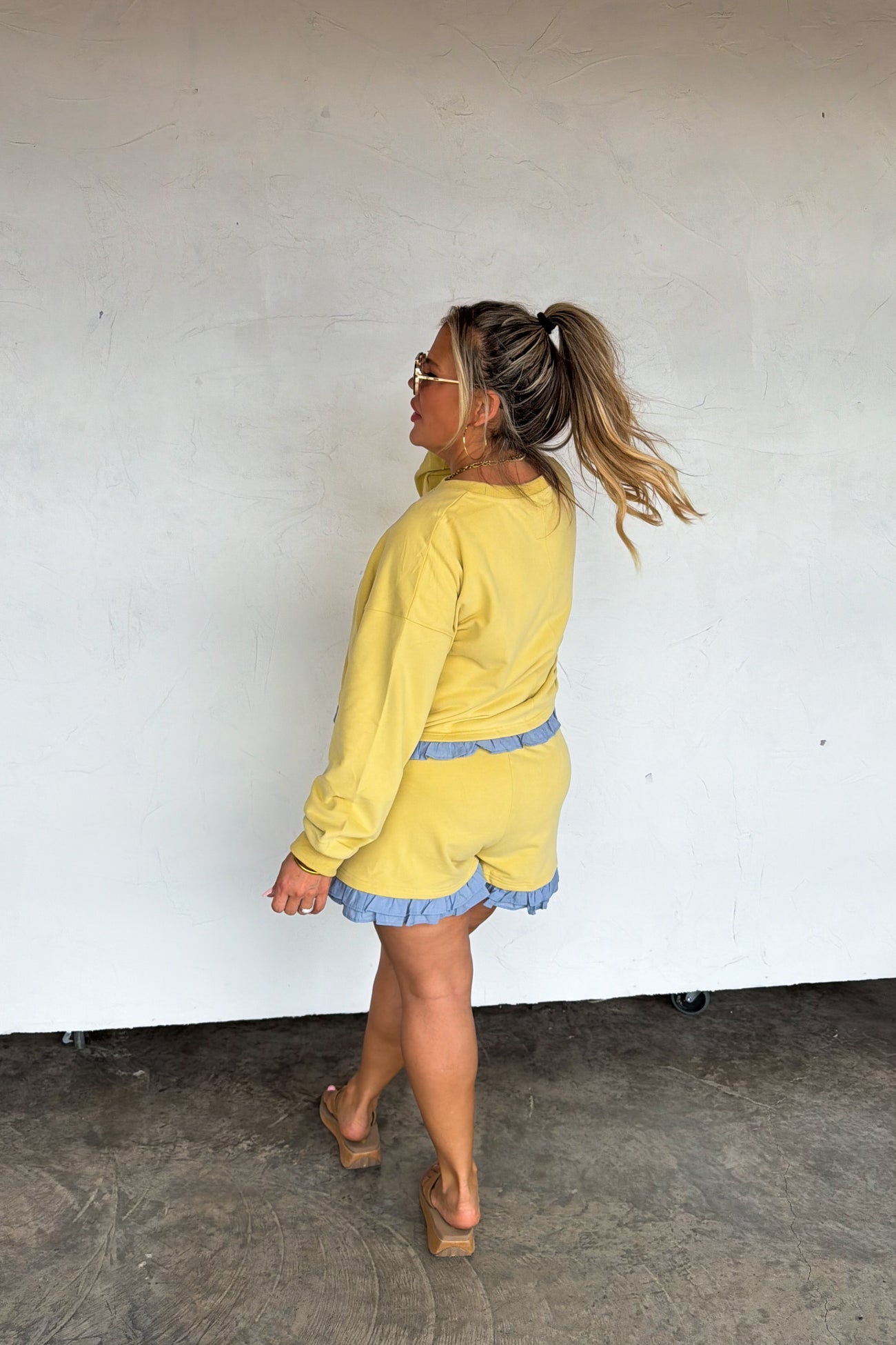 PREORDER- SPRING FLOWER SHORT SET