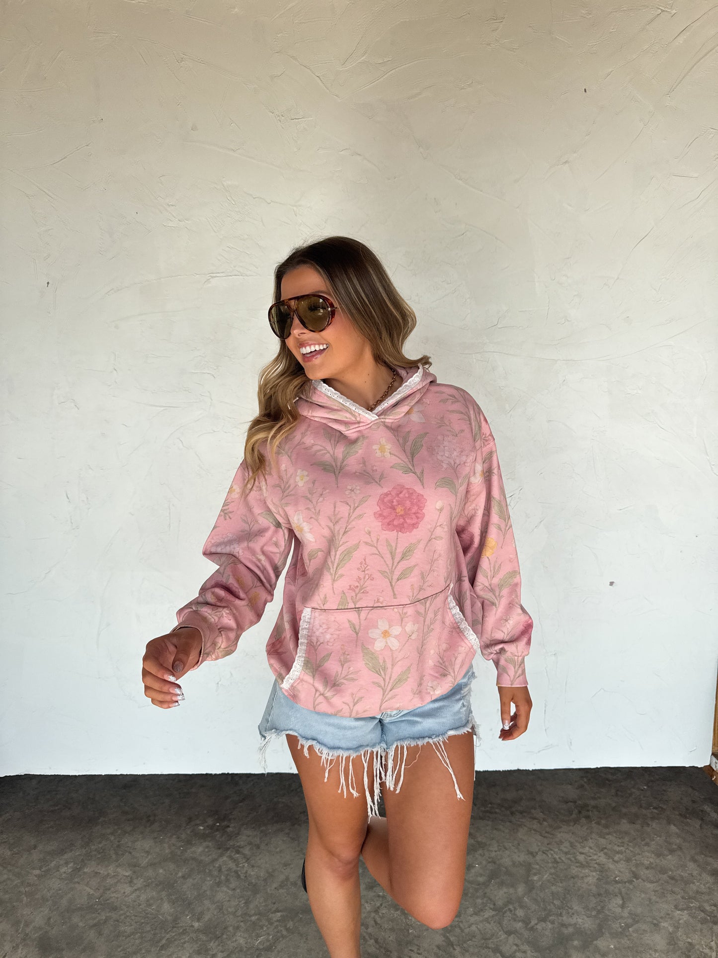 PREORDER- LILA LACE HOODIE PULLOVER